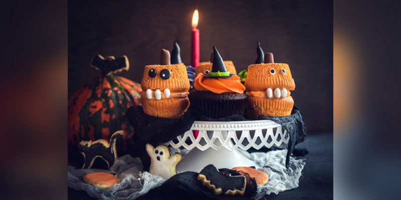 halloween-cakes.jpg